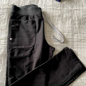 Womens FIGS Scrub bottoms